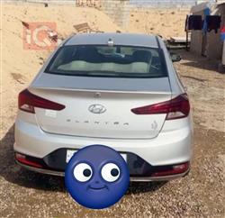 هیوندای ئەلەنترا